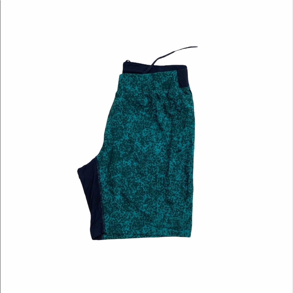 Men’s lululemon shorts